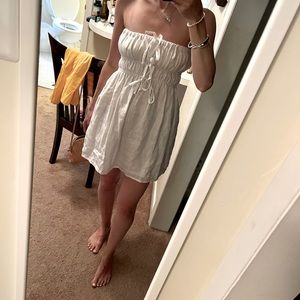 Brand New - Perfect white summer dress (strapless)
